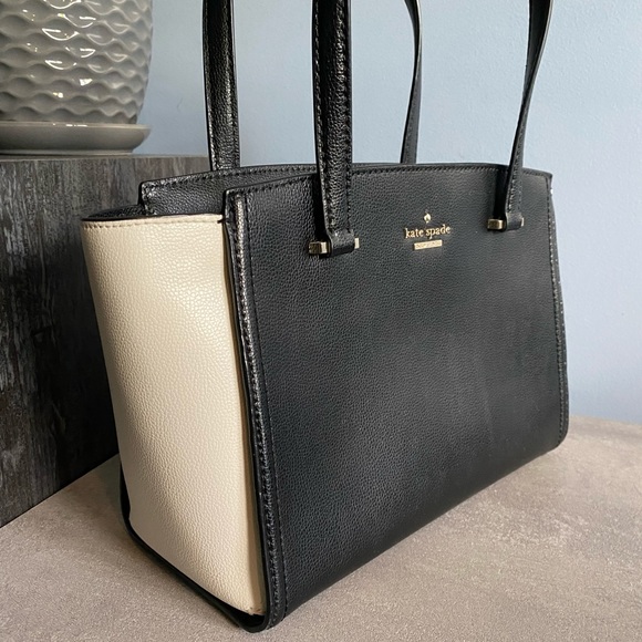 SOLD ✨ Price Drop ✨ Kate Spade Hayden Crossbody Satchel - Picture 3 of 6